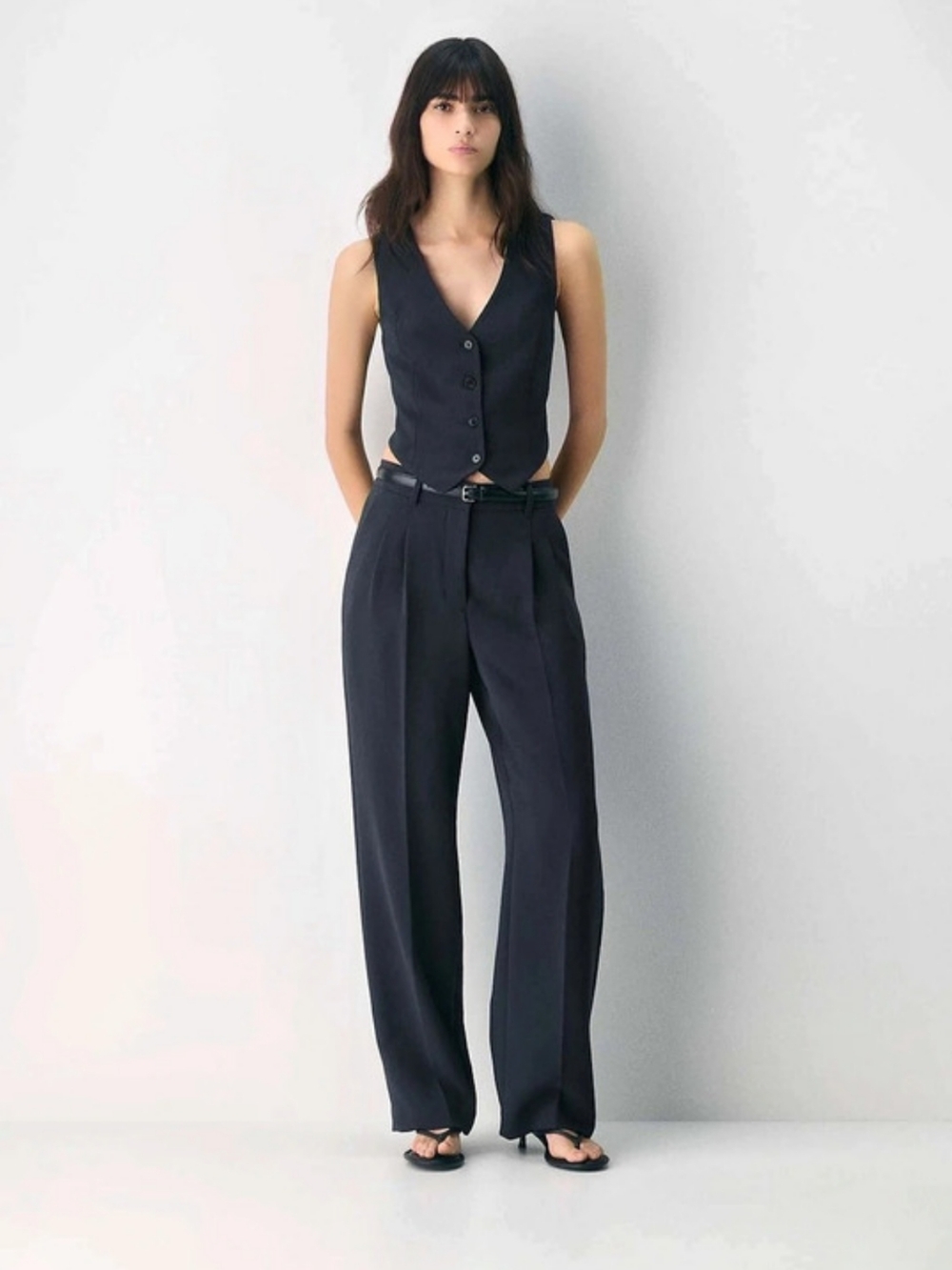 Aritzia Crepette Vest Size 2
